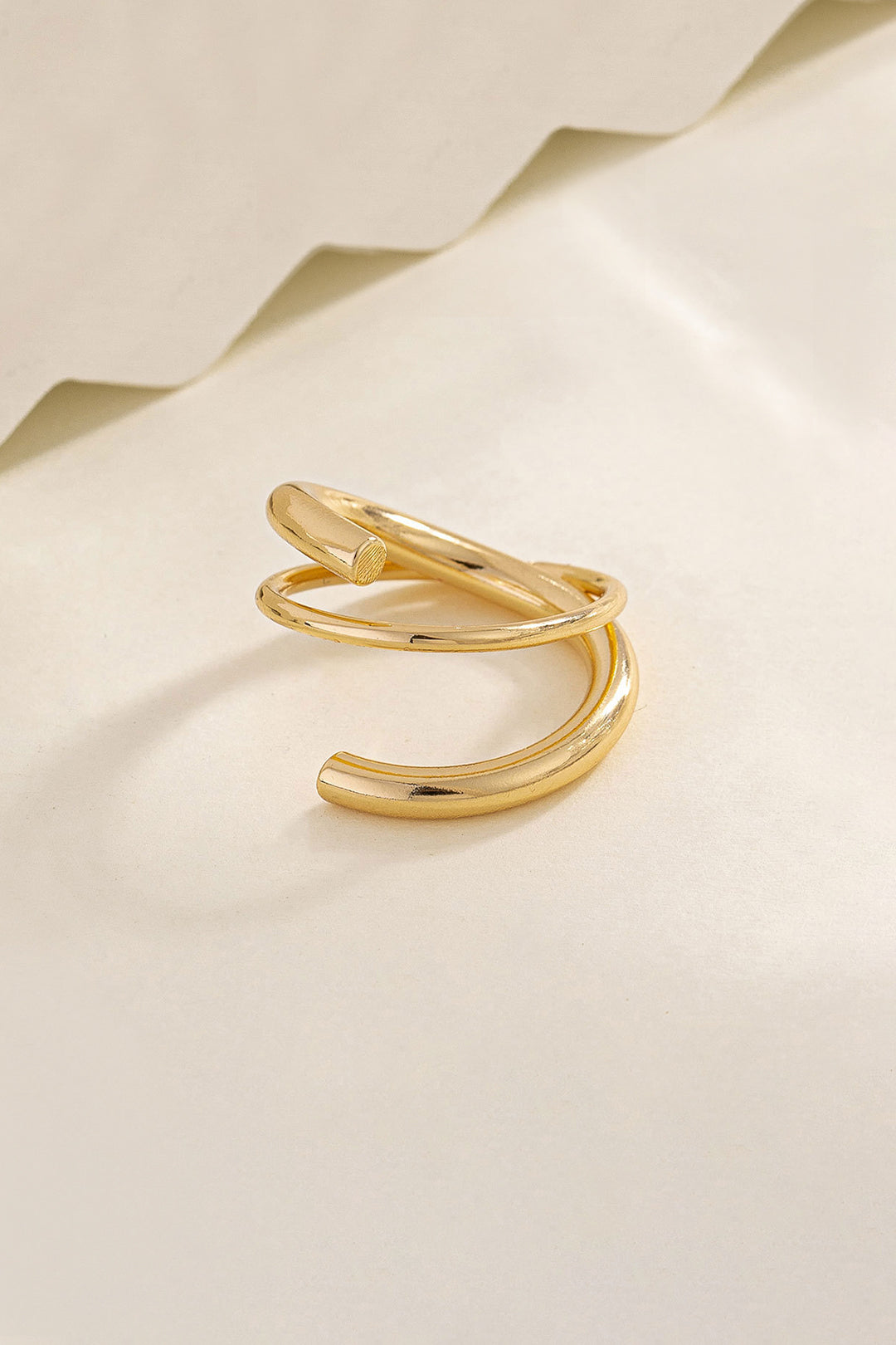 Irregular Open Rotating Ring