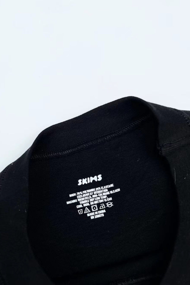 Fits Everybody Long Sleeve T-Shirt