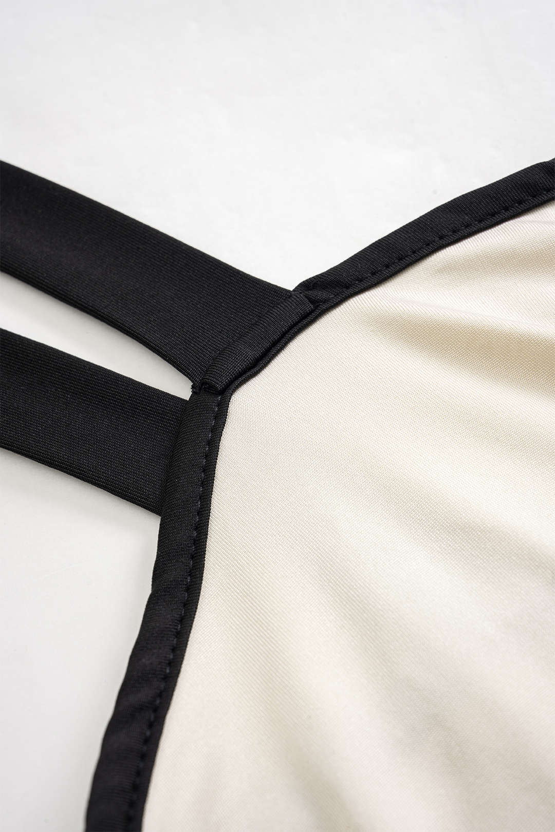 Contrast Knotted Sleeveless Bodysuit And Tie-Up Side Slit Skirt Set