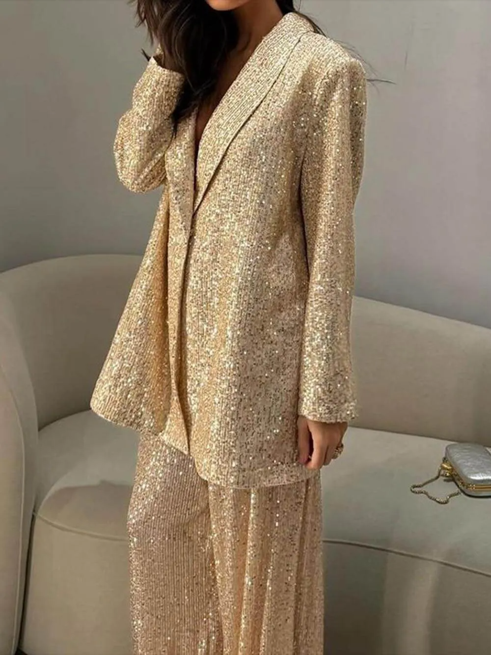 Maisy - Fashionable casual suit with sequin jacket