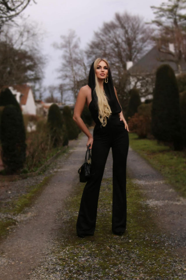 Backless Hooded Jumpsuit With Slip Pockets