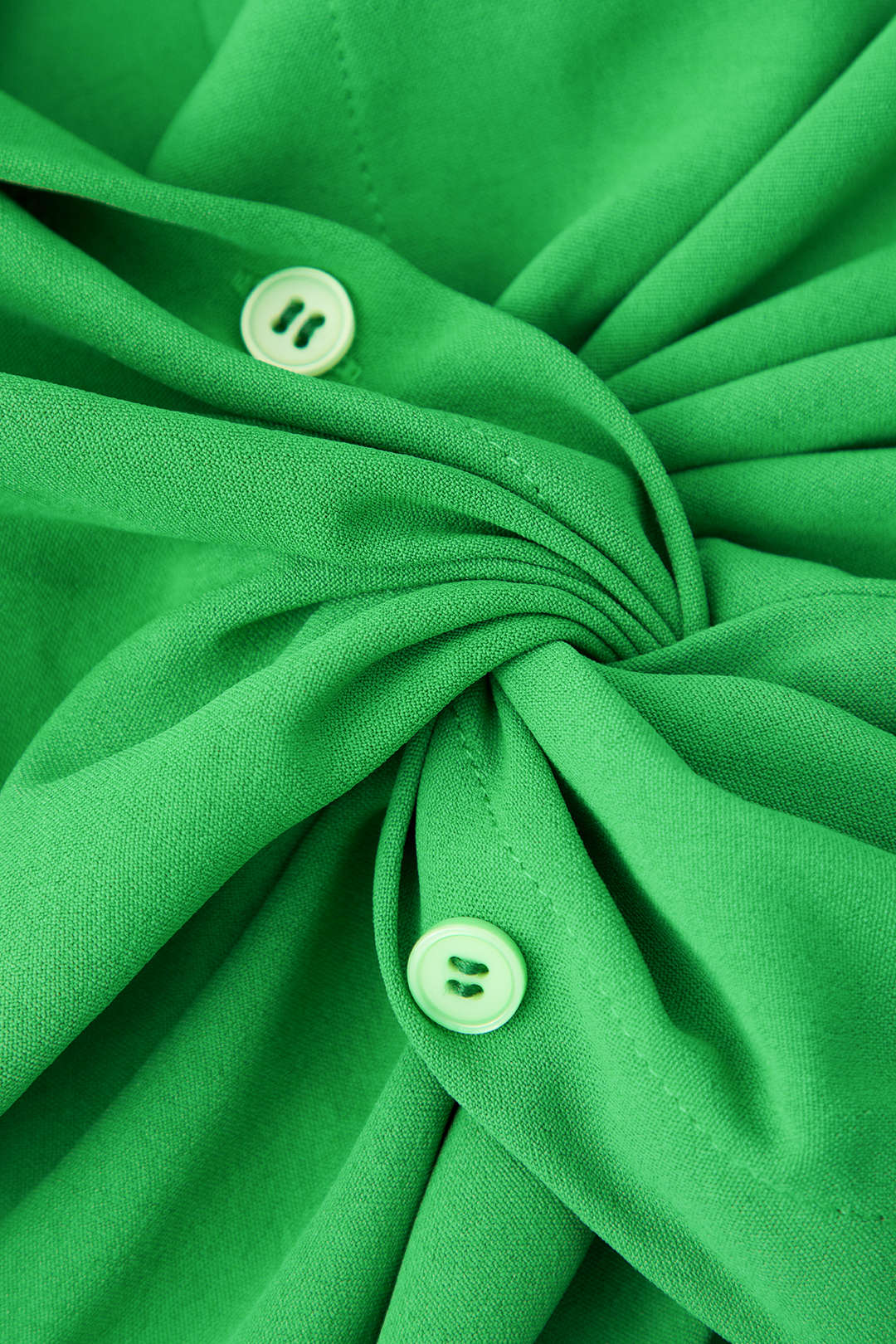 Basic Twist Detail Cropped Shirt