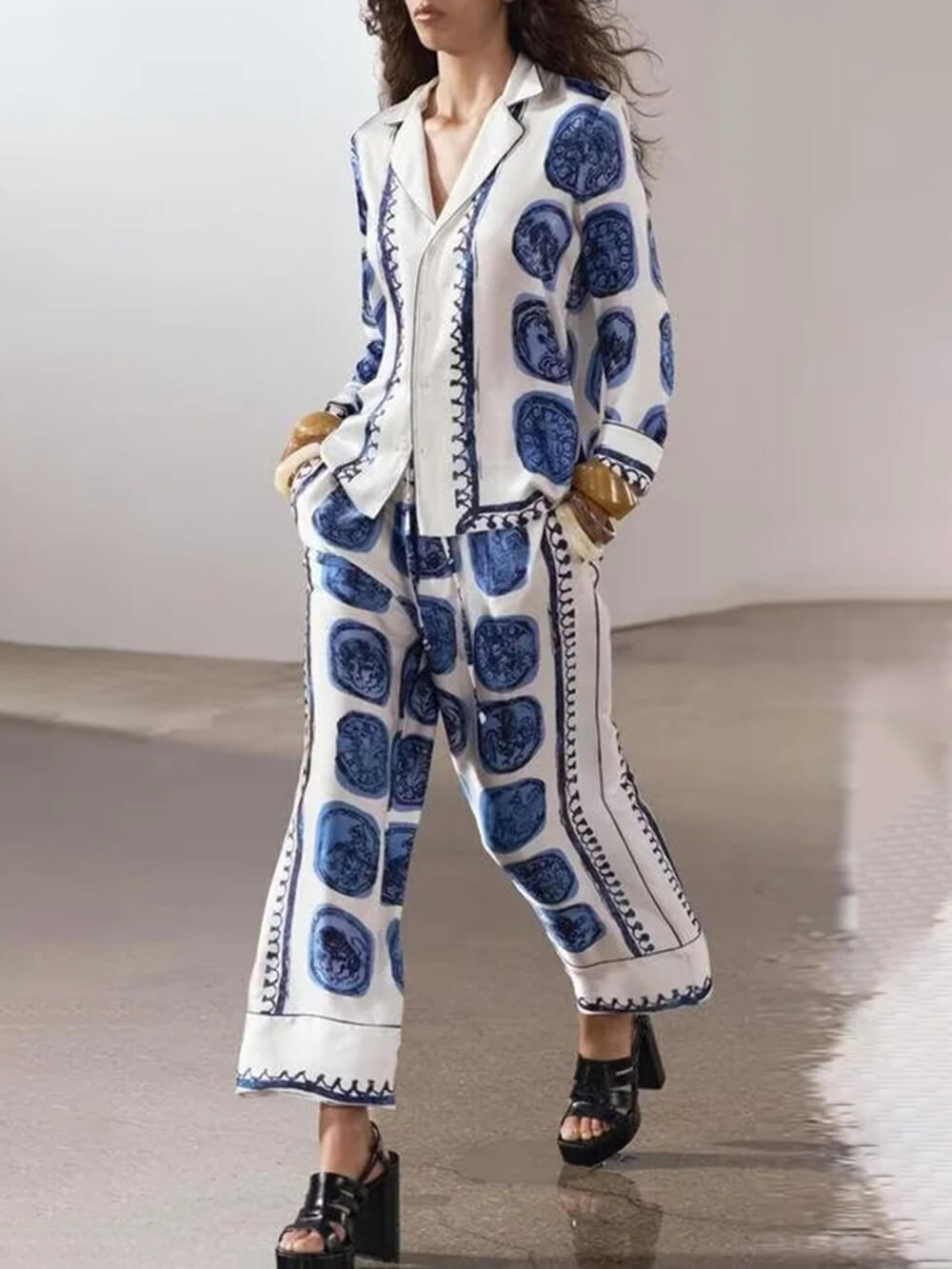 Bohemian Retro Circle Print Shirt