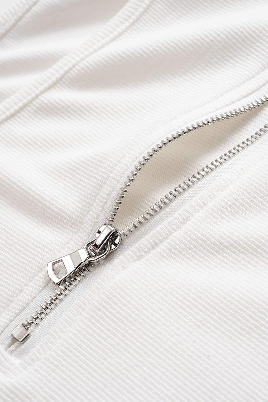 Ribbed Zipper Detail Short Sleeve T-Shirt
