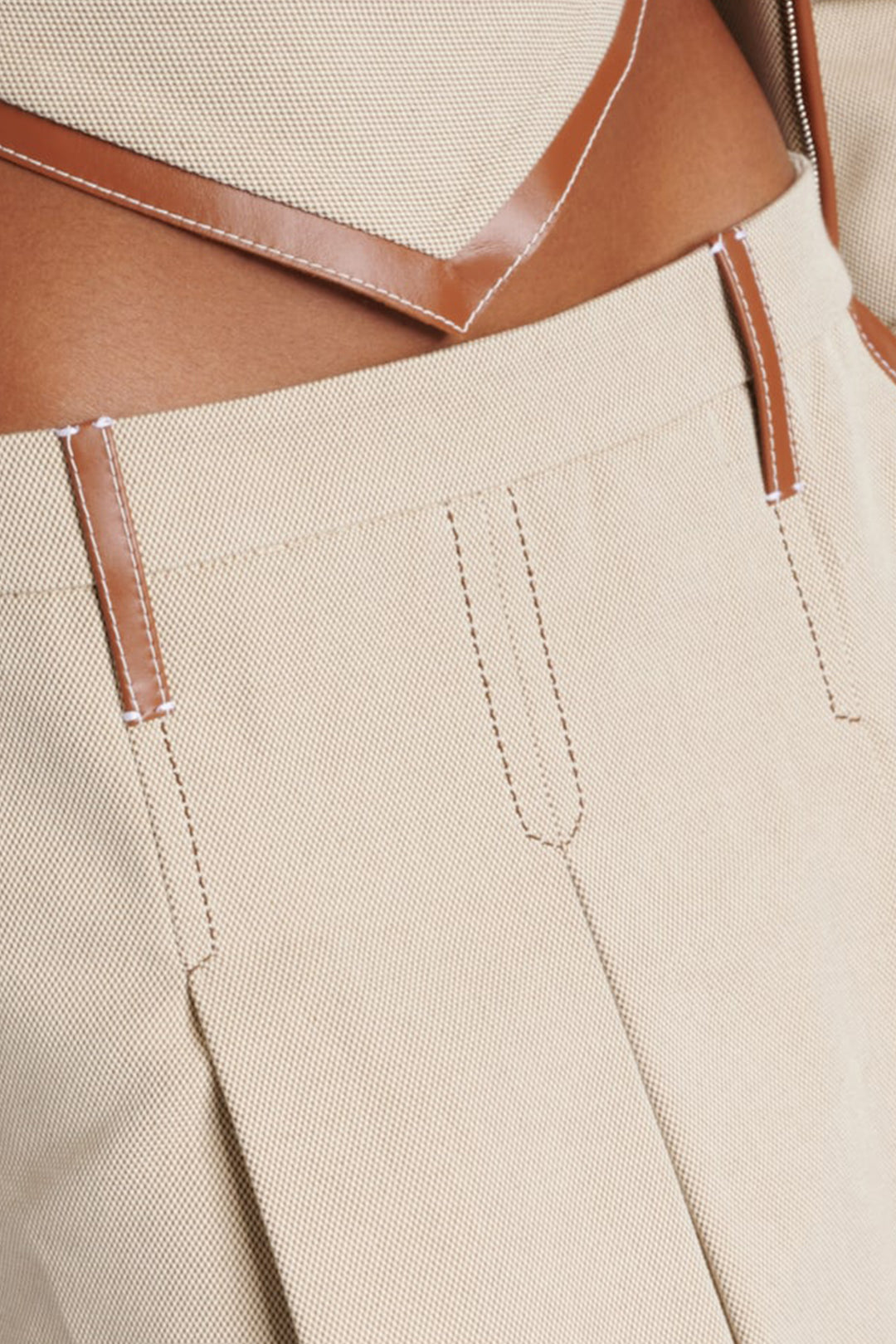 Contrast Pleated Mini Skirt