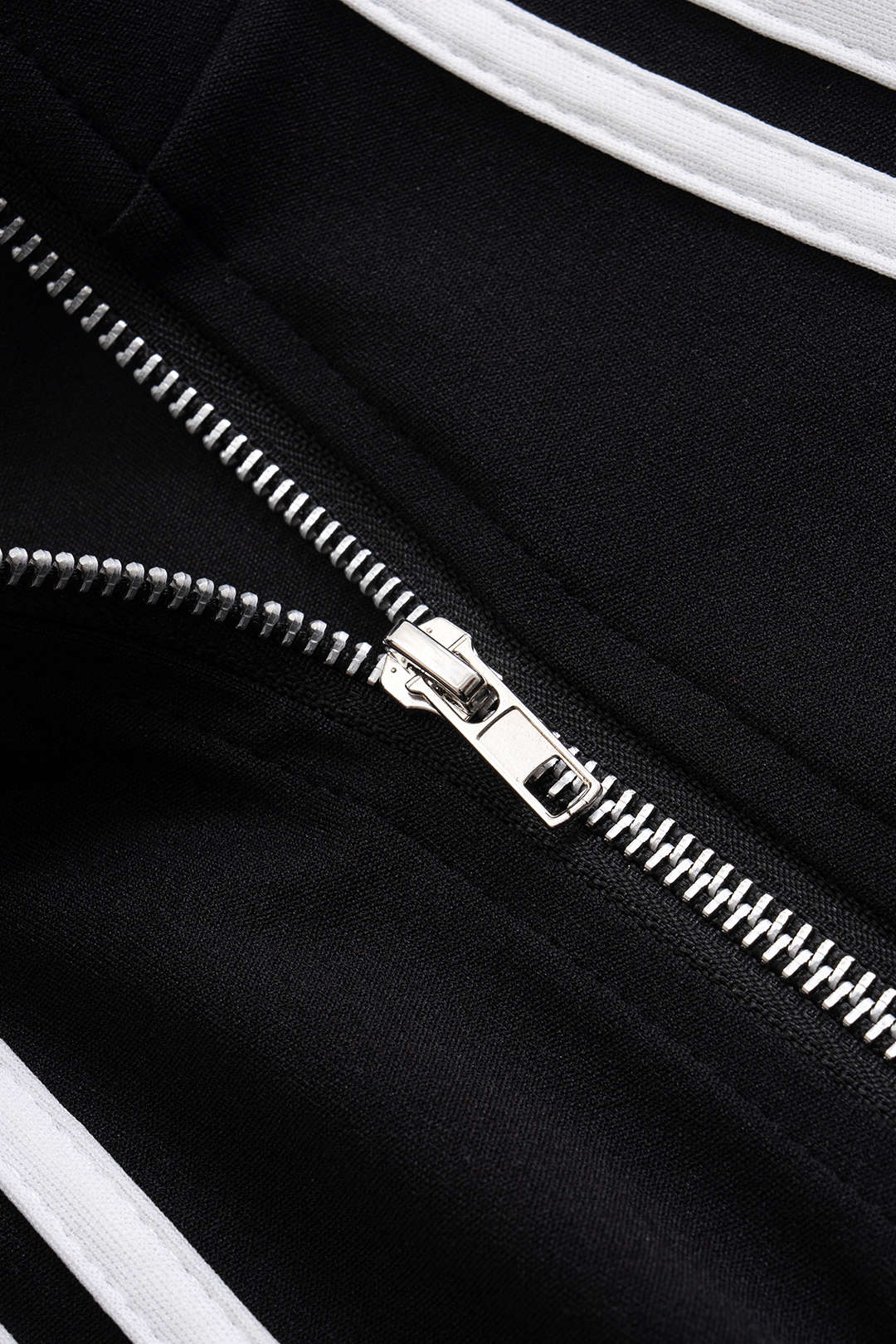 Contrast Zipper Tank Top And Tie-Up Skirt Set