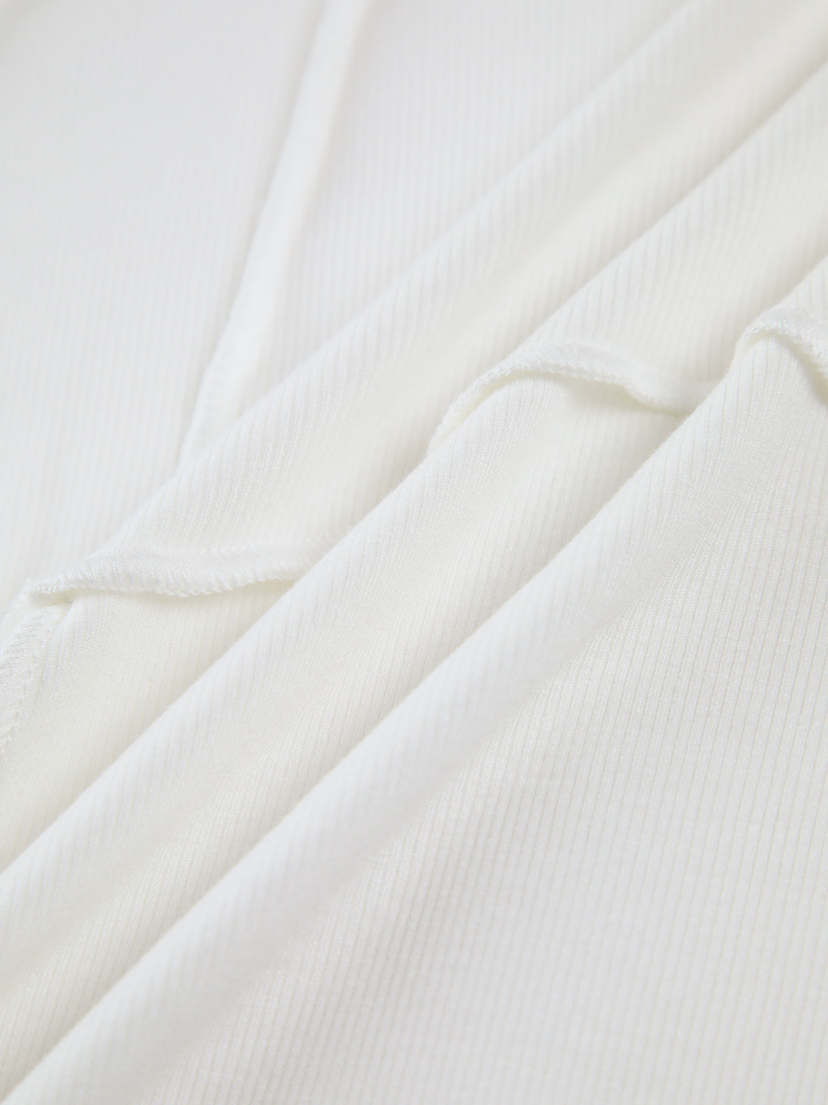 Daisyâ„?| Basic Piping Long Sleeve Top