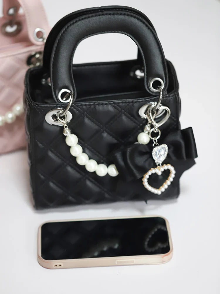 Bow Pearls Heart Quilted Bag