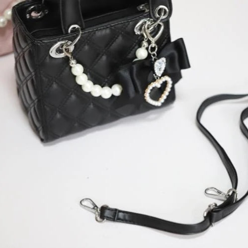 Bow Pearls Heart Quilted Bag