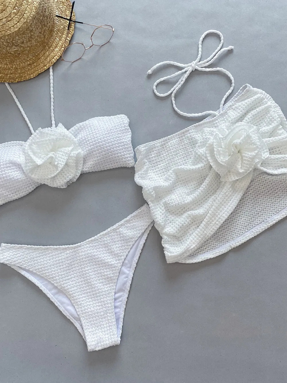 Emma - White Rose Bikini