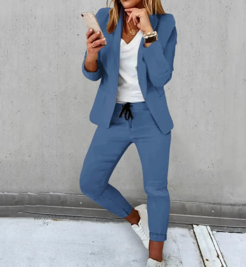 Avaâ„?| Elegant Blazer Set
