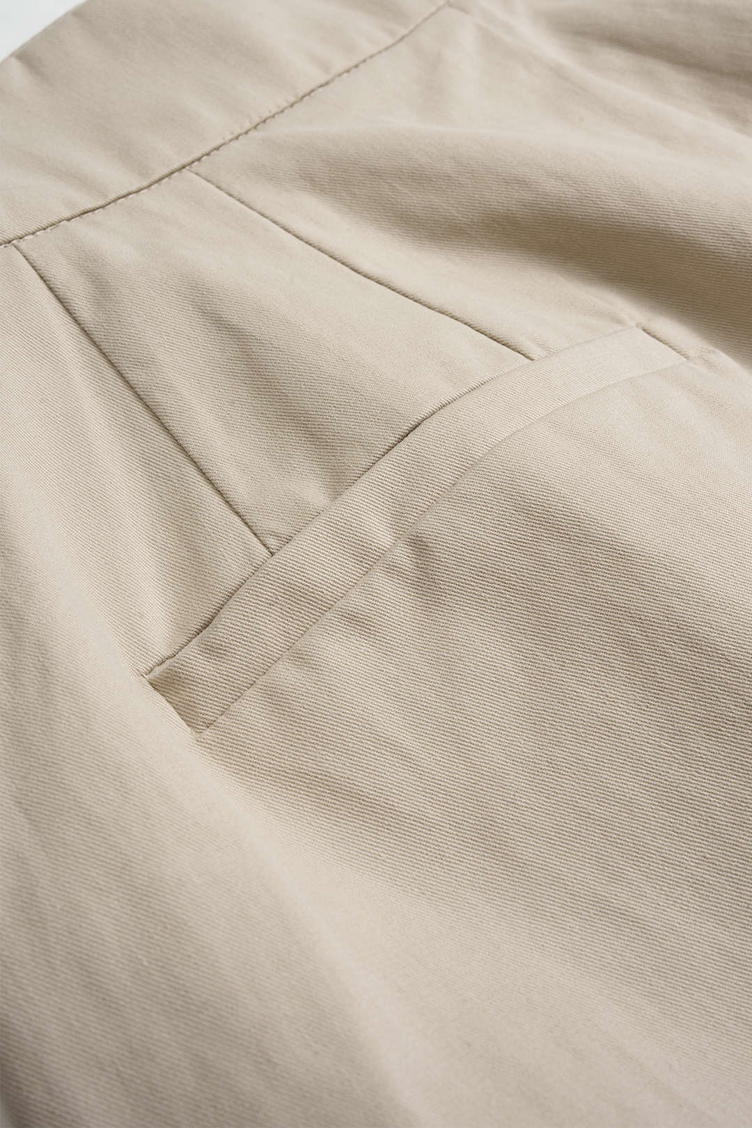 Solid Ruched High Waist Pocket Shorts