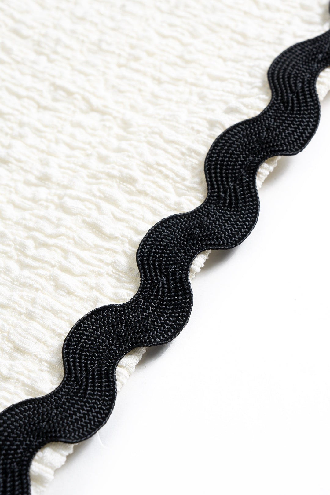 Contrast Binding Tie-Back Tube Top And Skirt Set