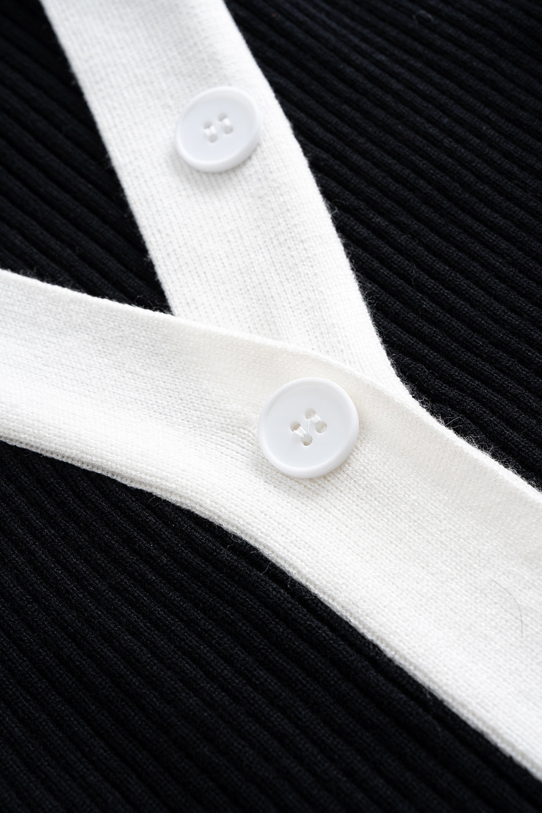 Knit Contrast Button Sleeveless Dress