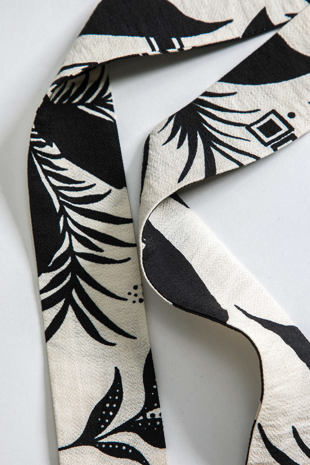 Coconut Palm Geometric Print Tie Knot Skirt
