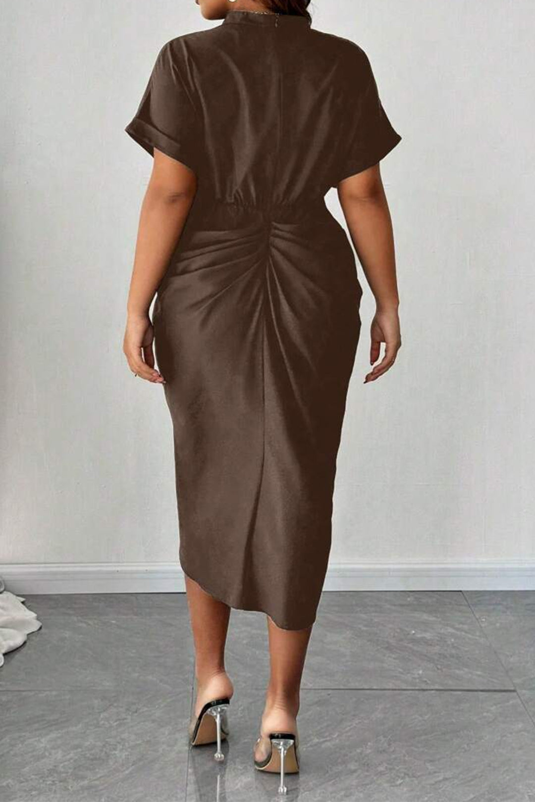 Plus Size Ruched Short Sleeve Midi Dress