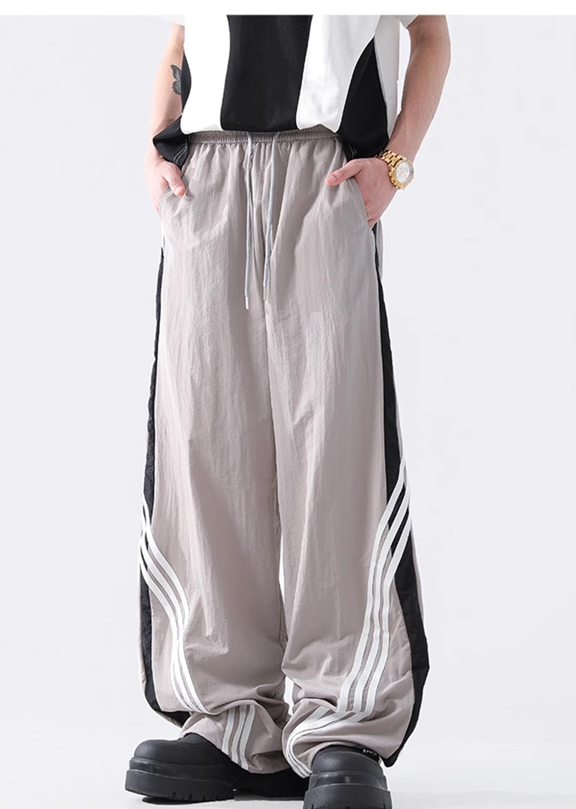 Monotone Retro Sport Strip Wide Natural Pants