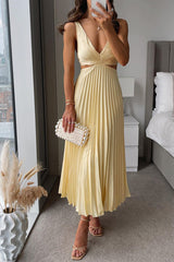 Evelyn - Sleeveless Pleated Maxi Dress