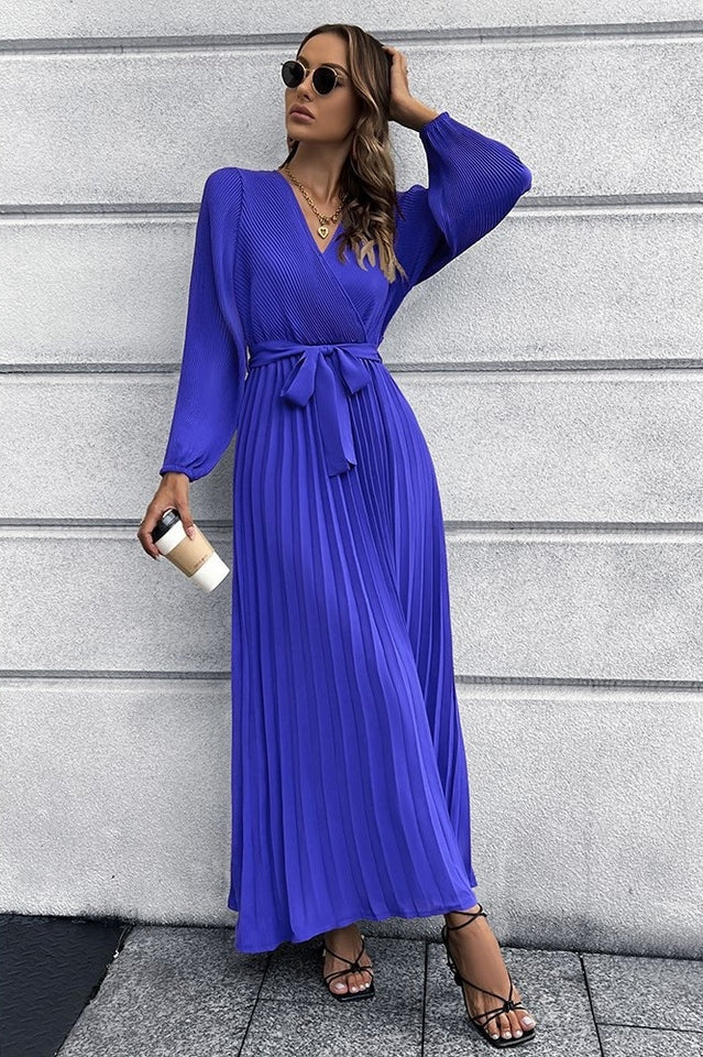 V Neck Swing Pleated Dress