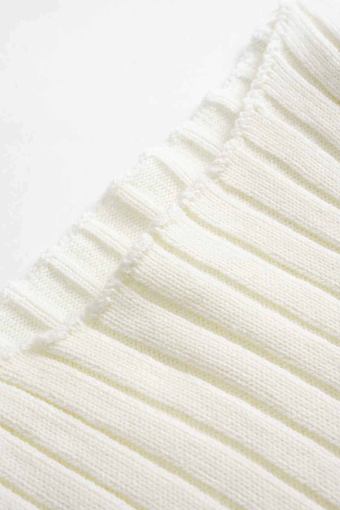 Knit Solid Long Sleeve Cropped Top