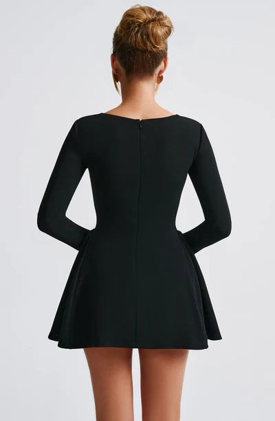 Nella - Elegant Long Sleeve Mini Dress