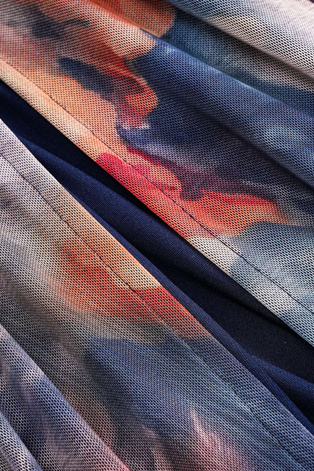 Plus Size Watercolor Print Mesh Slit Skirt