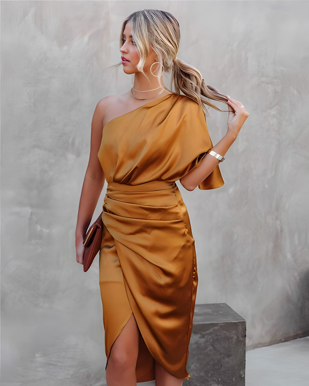 Julia - Elegant Silk Dress with Open Leg