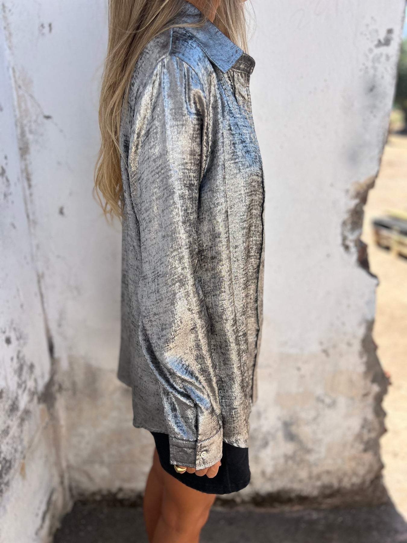 Chloeâ„?| Metallic Blouse