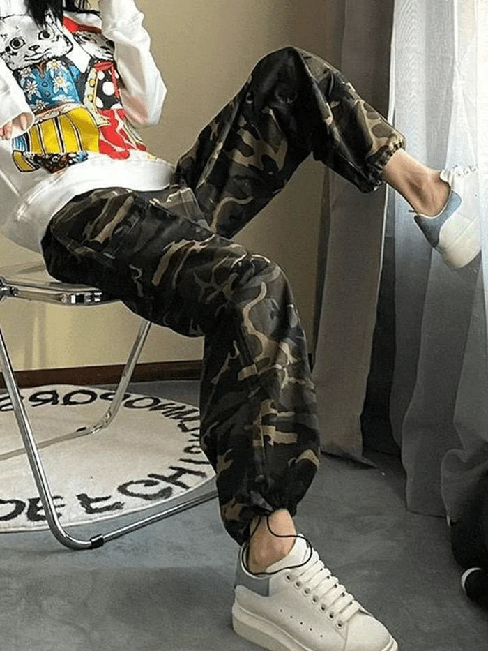 Green Hip Hop Loose Fit Camo Cargo Pants